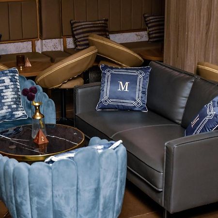 Hotel M'Rode Ломе Екстер'єр фото
