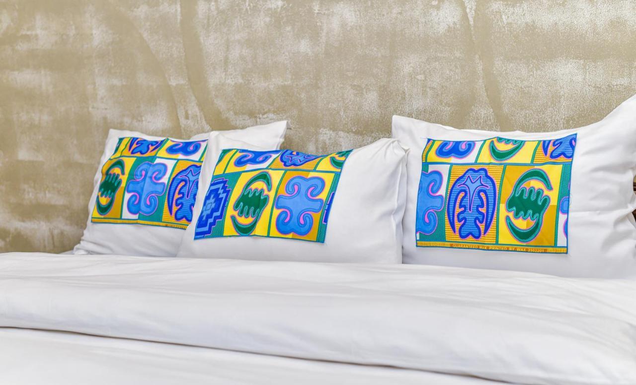 Hotel M'Rode Ломе Екстер'єр фото
