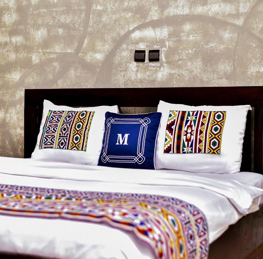 Hotel M'Rode Ломе Екстер'єр фото
