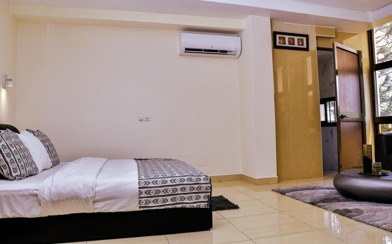 Hotel M'Rode Ломе Екстер'єр фото
